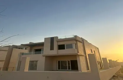 فيلا - 3 غرف نوم - 3 حمامات للبيع في نيو جيزة - طريق مصر اسكندرية الصحراوي - مدينة 6 أكتوبر - الجيزة