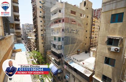 شقة - 3 غرف نوم - 1 حمام للبيع في ميامي - حي اول المنتزة - الاسكندرية