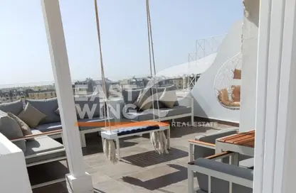 (بنتهاوس  (روف - 3 غرف نوم - 2 حمامات للبيع في ماونتن فيو هايد بارك - كمبوندات التجمع الخامس - التجمع الخامس - مدينة القاهرة الجديدة - القاهرة