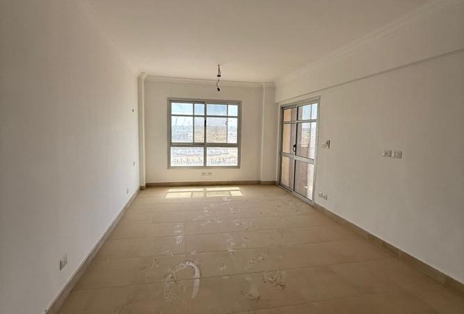 8021072 - Property Image 2