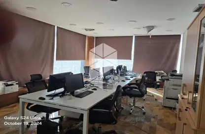 مساحات مكتبية - استوديو - 2 حمامات للايجار في شارع مجمع البنوك - شارع التسعين الجنوبي - التجمع الخامس - مدينة القاهرة الجديدة - القاهرة