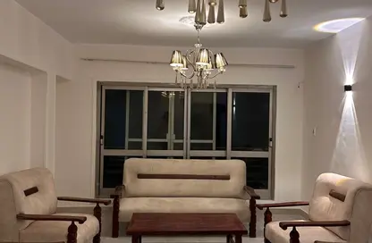 Apartment - 3 Bedrooms - 2 Bathrooms for rent in Maadi - Hay El Maadi - Cairo