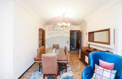 Apartment - 3 Bedrooms - 1 Bathroom for rent in Shaarawy St. - Laurent - Hay Sharq - Alexandria