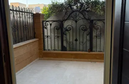 Apartment - 3 Bedrooms - 3 Bathrooms for sale in El Banafseg Apartment Buildings - El Banafseg - New Cairo City - Cairo