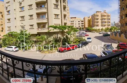 Apartment - 3 Bedrooms - 2 Bathrooms for sale in Al Gezira St. - South Investors Area - New Cairo City - Cairo