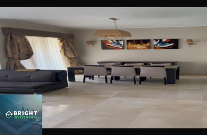 Apartment - 2 Bedrooms - 1 Bathroom for rent in Palm Hills Village Gate - South Investors Area - New Cairo City - Cairo