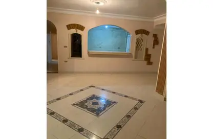 Apartment - 3 Bedrooms - 3 Bathrooms for rent in Samir Abdel Raouf St. - 8th Zone - Nasr City - Cairo