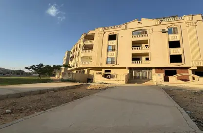 دوبلكس - 3 غرف نوم - 3 حمامات للبيع في المجاورة الاولي - المنطقة الثامنة - مدينة الشروق - القاهرة