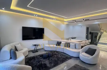 Townhouse - 4 Bedrooms - 4 Bathrooms for rent in Patio Al Zahraa - Sheikh Zayed Compounds - Sheikh Zayed City - Giza