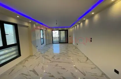 Apartment - 3 Bedrooms - 2 Bathrooms for sale in El Riada School St. - Smouha - Hay Sharq - Alexandria Apartment - 3 Bedrooms - 2 Bathrooms for sale in El Riada School St. - Smouha - Hay Sharq - Alexandria