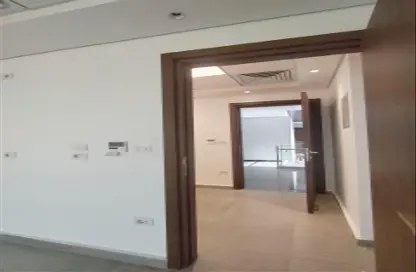 عيادة - استوديو للايجار في كمبوند لاميرادا - كمبوندات التجمع الخامس - التجمع الخامس - مدينة القاهرة الجديدة - القاهرة