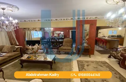Apartment - 4 Bedrooms - 2 Bathrooms for sale in Sidi Gaber St. - Sidi Gaber - Hay Sharq - Alexandria