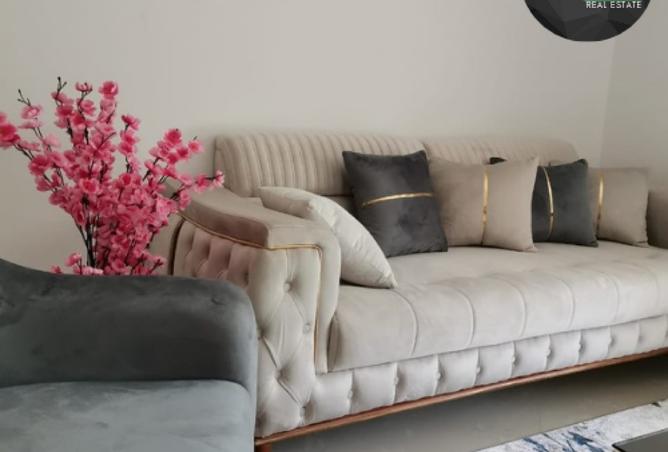 8271031 - Property Image 3