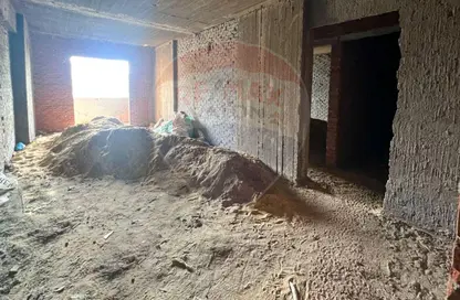 Apartment - 3 Bedrooms - 2 Bathrooms for sale in Canal Al Mahmoudya Bahari St. - Moharam Bek - Hay Wasat - Alexandria