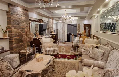 Apartment - 3 Bedrooms - 2 Bathrooms for sale in Laurent - Hay Sharq - Alexandria