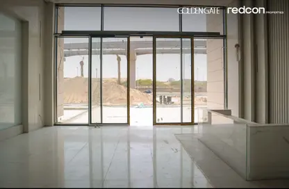 مساحات مكتبية - استوديو للبيع في جولدن جيت - شارع التسعين الجنوبي - التجمع الخامس - مدينة القاهرة الجديدة - القاهرة