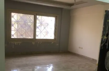 شقة - 3 غرف نوم - 2 حمامات للايجار في شارع الجزيرة - المستثمرين الجنوبية - مدينة القاهرة الجديدة - القاهرة
