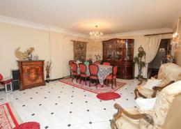 Apartment - 3 bedrooms for للبيع in Khalil Ibrahim St. - Janaklees - Hay Sharq - Alexandria