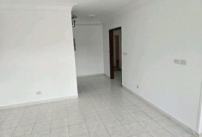 8204372 - Property Image 2