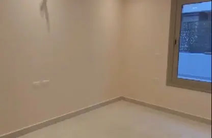 شقة - 2 غرف نوم - 2 حمامات للايجار في جاليريا  مون فالى - المستثمرين الجنوبية - مدينة القاهرة الجديدة - القاهرة