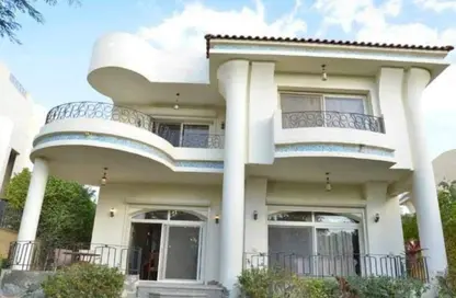 فيلا - 6 غرف نوم - 5 حمامات للبيع في جولدن هايتس - المستثمرين الشمالية - مدينة القاهرة الجديدة - القاهرة