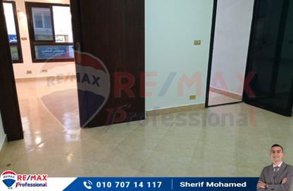 مساحات مكتبية - استوديو - 2 حمامات للايجار في شارع عمر لطفى-ميدان محطة الرمل - محطة الرمل - حي وسط - الاسكندرية