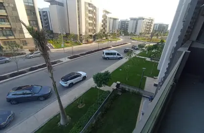 Apartment - 3 Bedrooms - 3 Bathrooms for sale in Madinaty - Cairo