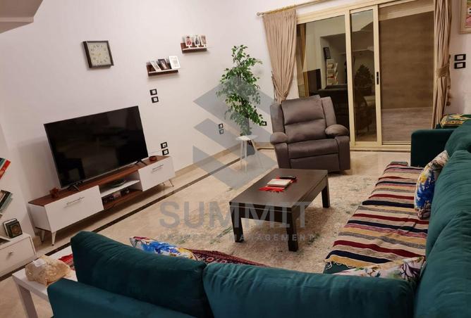 8082210 - Property Image 3