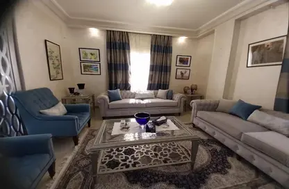 Apartment - 3 Bedrooms - 3 Bathrooms for sale in Beram Al Tunsi St. - Al Narges 1 - Al Narges - New Cairo City - Cairo
