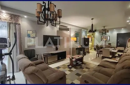 Apartment - 3 Bedrooms - 2 Bathrooms for sale in Zaki Ragab St. - Smouha - Hay Sharq - Alexandria