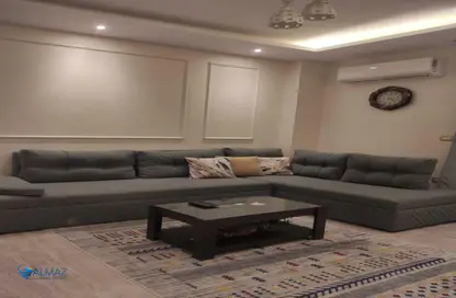 شقة - 4 غرف نوم - 3 حمامات للايجار في عمارات البنفسج - البنفسج - مدينة القاهرة الجديدة - القاهرة
