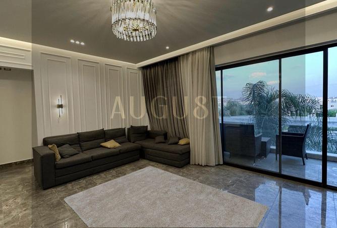 8122077 - Property Image 2