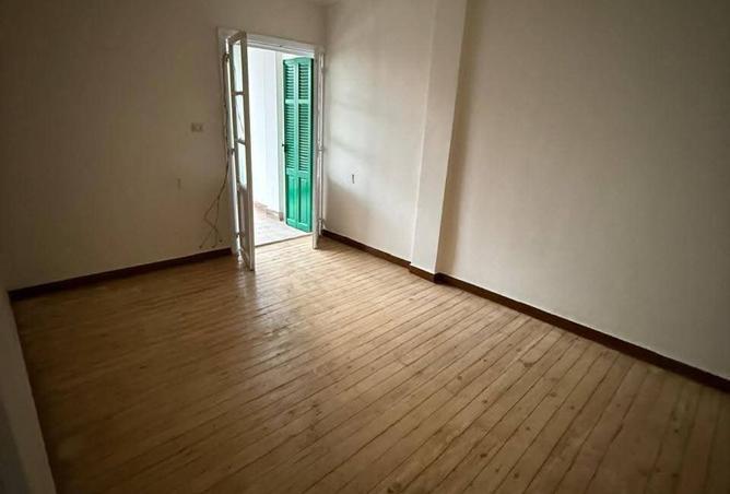 8274368 - Property Image 2