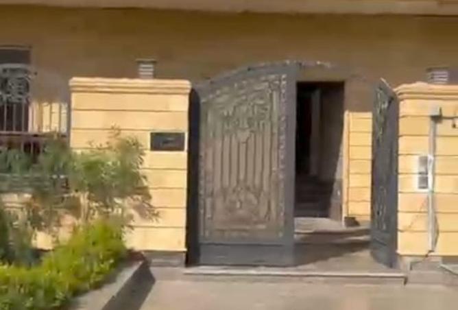 8227040 - Property Image 2