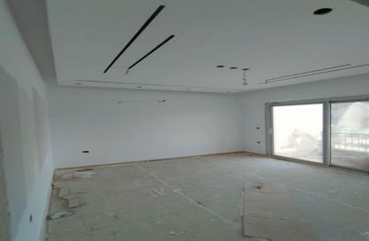 Apartment - 3 Bedrooms - 2 Bathrooms for sale in Stone Residence - 5th Settlement Compounds - The 5th Settlement - New Cairo City - Cairo