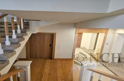 فيلا - 4 غرف نوم - 4 حمامات للايجار في ميفيدا - كمبوندات التجمع الخامس - التجمع الخامس - مدينة القاهرة الجديدة - القاهرة