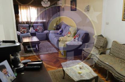Apartment - 3 Bedrooms - 2 Bathrooms for sale in Kafr Abdo St. - Kafr Abdo - Roushdy - Hay Sharq - Alexandria