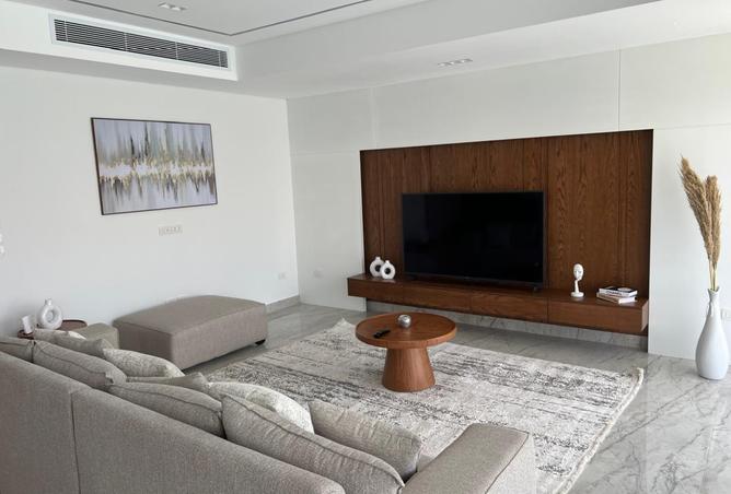 8015097 - Property Image 2