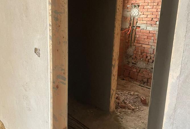 8412004 - Property Image 2