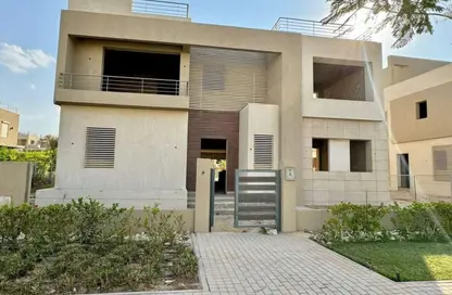 Villa - 5 Bedrooms - 6 Bathrooms for sale in The Crown - Cairo Alexandria Desert Road - 6 October City - Giza