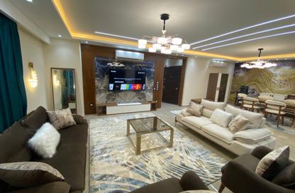 Apartment - 3 Bedrooms - 3 Bathrooms for rent in Mohamed Hassan Al Gamal St. - 6th Zone - Nasr City - Cairo