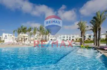 Townhouse - 3 Bedrooms - 3 Bathrooms for sale in Mountain View - Ras Al Hekma - North Coast