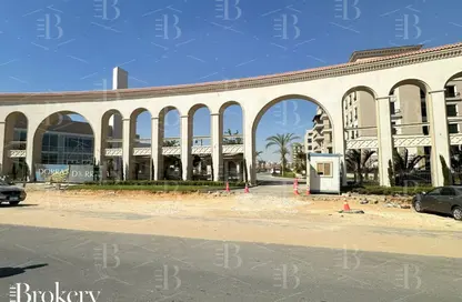 Apartment - 3 Bedrooms - 3 Bathrooms for sale in Village West - Sheikh Zayed Compounds - Sheikh Zayed City - Giza Apartment - 3 Bedrooms - 3 Bathrooms for sale in Village West - Sheikh Zayed Compounds - Sheikh Zayed City - Giza