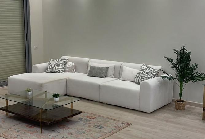 8256394 - Property Main Image