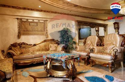 Apartment - 3 Bedrooms - 2 Bathrooms for sale in Ahmed Maher St. - Al Mansoura - Al Daqahlya