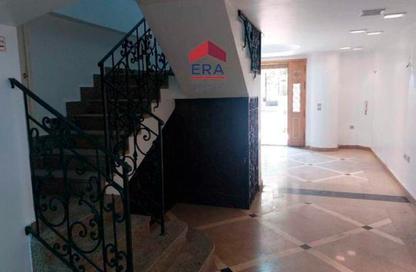 Duplex - 3 Bedrooms - 2 Bathrooms for rent in Street 200 - Degla - Hay El Maadi - Cairo