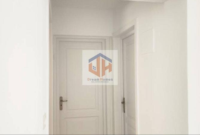 8119034 - Property Image 2