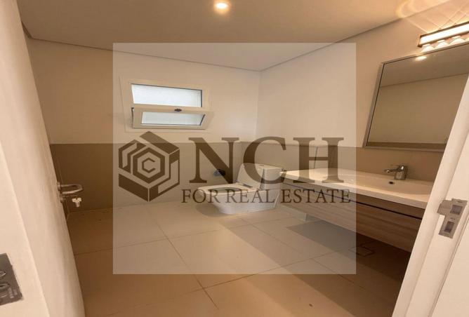 8221671 - Property Image 2