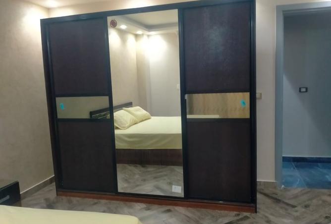 8064031 - Property Image 2