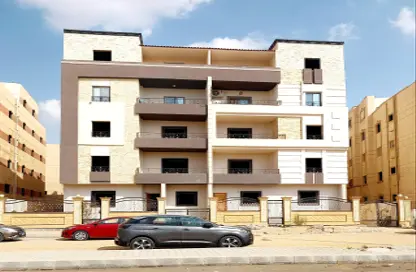 Apartment - 3 Bedrooms - 3 Bathrooms for sale in Shorouk City - Cairo